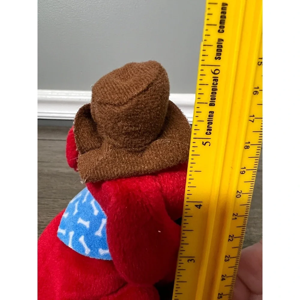 Clifford the Big Red Dog Plush Cowboy Hat Blue Bandana‎ Stuffed Animal